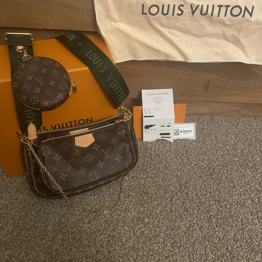 ❤️‍🔥Louis Vuitton Crossbody ❤️‍🔥